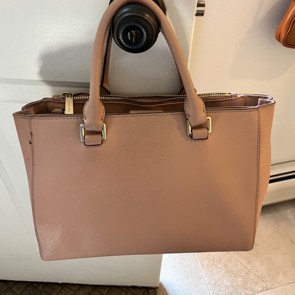 MK purse - Picture 2 of 2